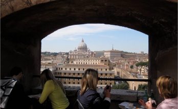 Work in the US while attending university