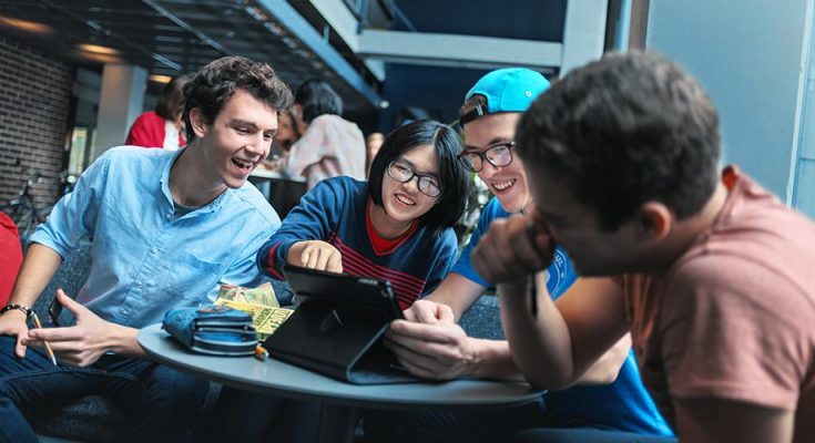 Maharashtra Government signs MoU to boost employment